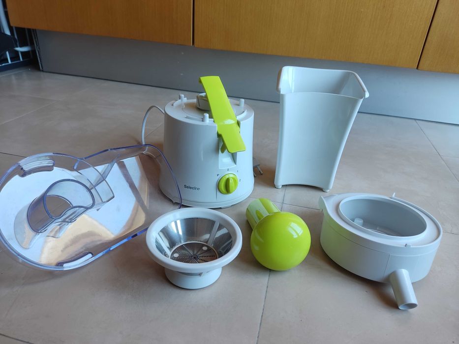 Centrifugadora de fruta selecline