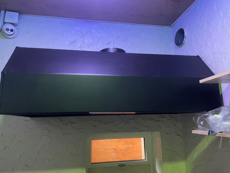 Вытяжной зонт профессиональный