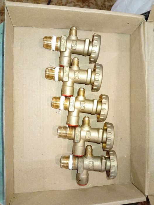 Вентиль на газовий балон