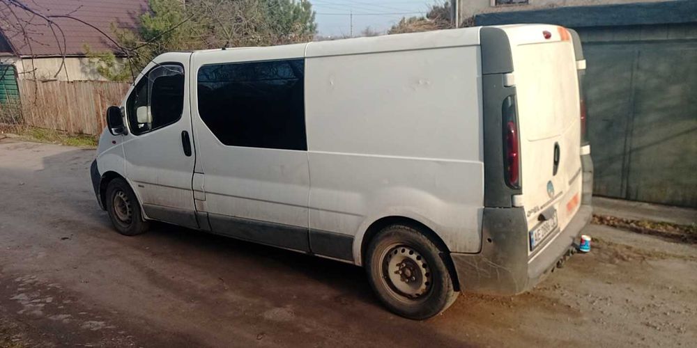 Опель Віваро Лонг Opel Vivaro