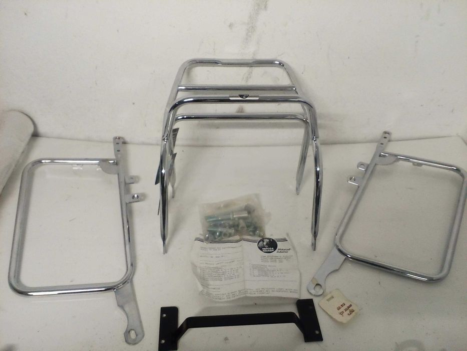 Suzuki GSX 250 , GSX 400 E stelaże pod kufry sakwy bagażnik NOWE