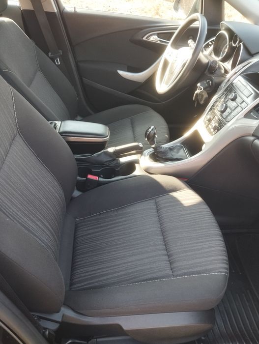 Sprzedam opel astra j