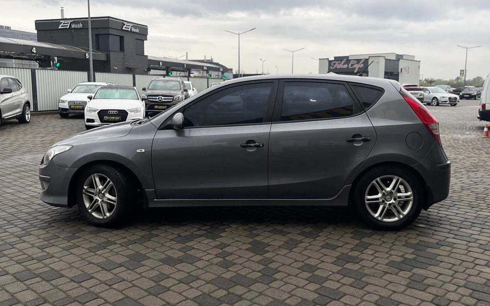 Hyundai i30 2011