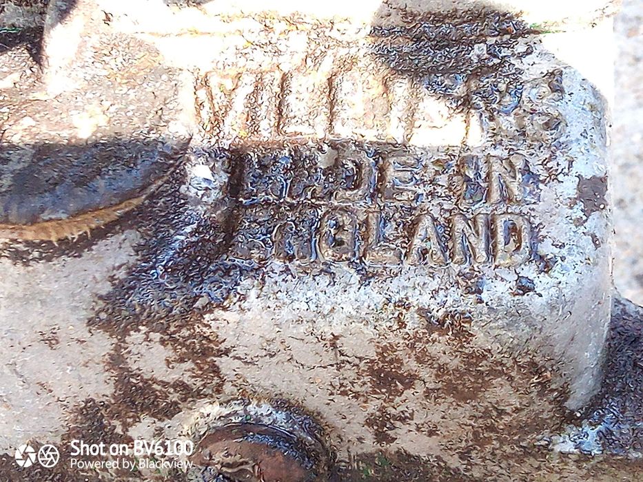 máquinas antigas motores de rega sachador etc