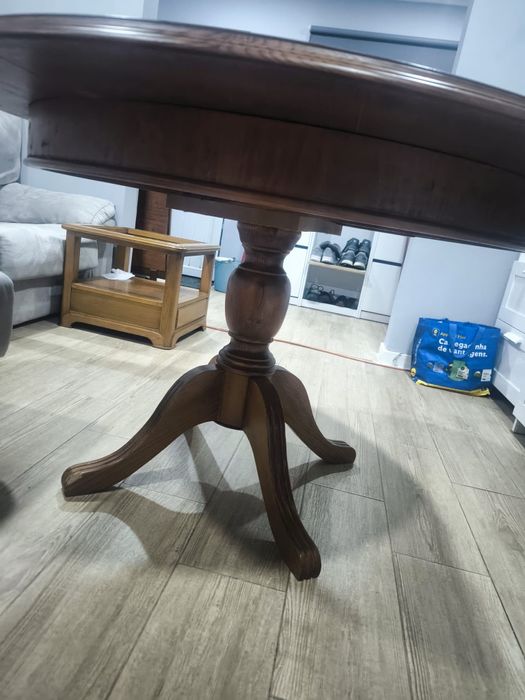 Mesa de sala com set de 4 cadeiras