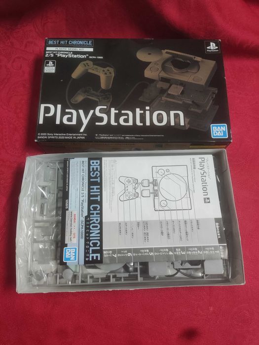Playstation 1 (SCPH-1000)- Bandai Best Hit Chronicle 2/5 scale