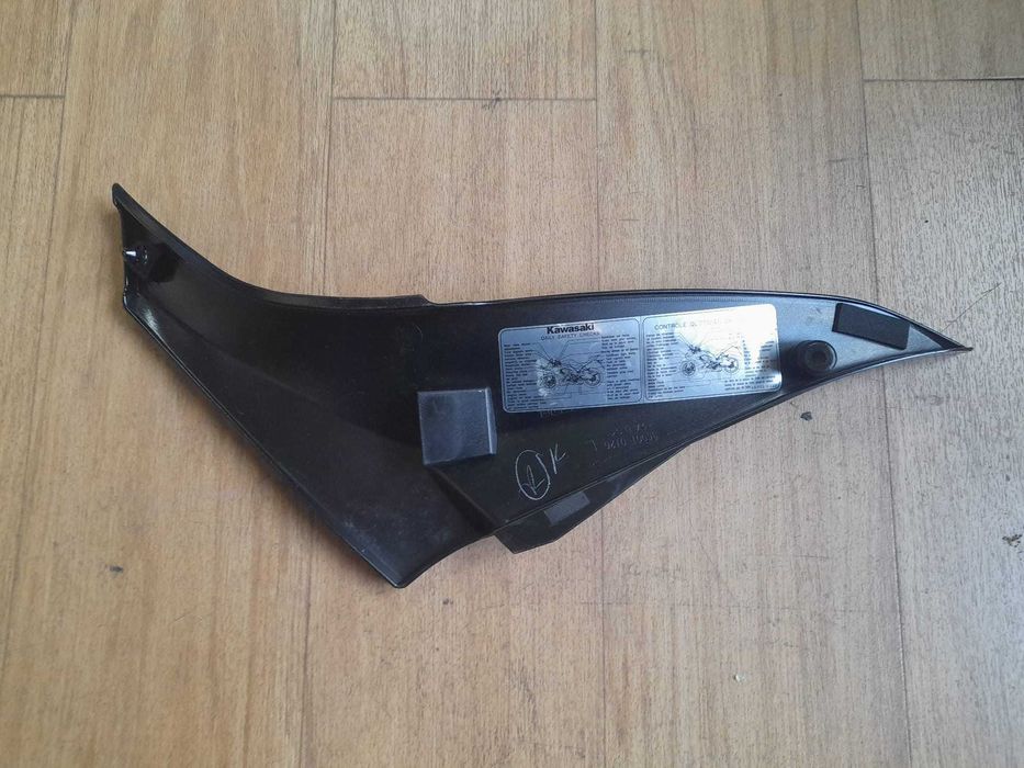 CARENAGEM TAMPA LADO ESQUERDO OEM KAWASAKI NINJA ZX10R ZX1 0 0 0E 09