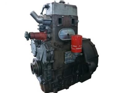 Silnik C330/C328