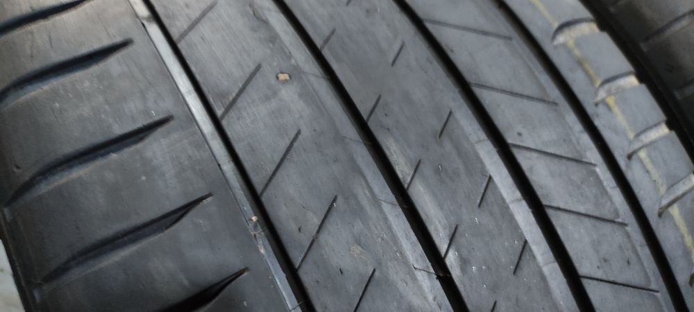 Pneus 295/40/20 Michelin semi novos