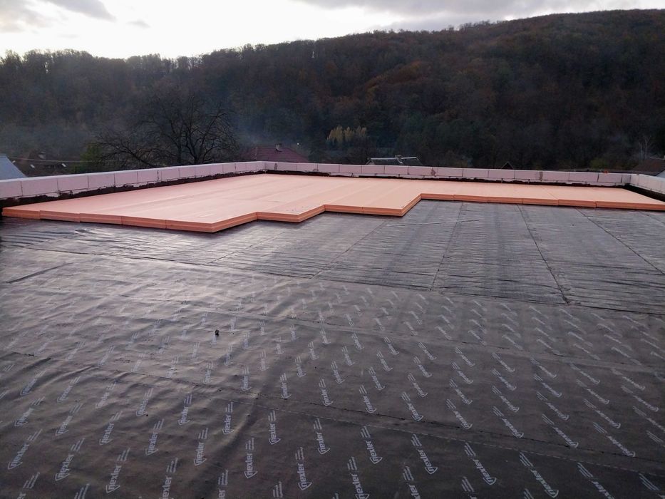 Покрівля даху ПВХплівкою.Пленка крыши,плоская кровля,монтаж ПВХмембран