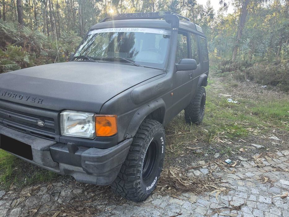 Land Rover Discovery com alguns extras