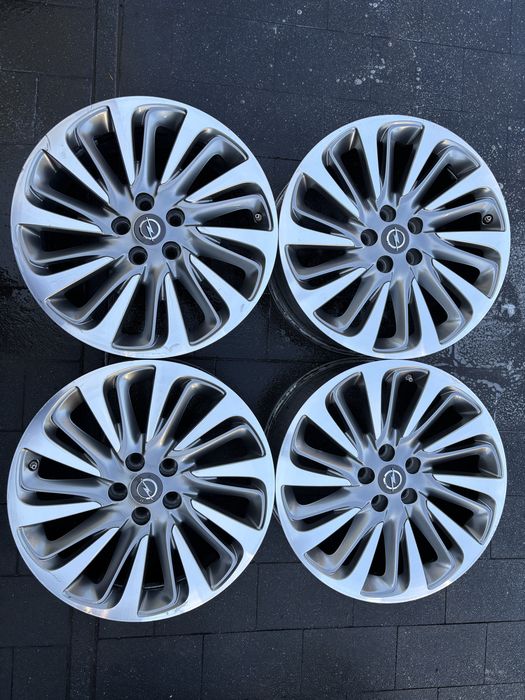 Felgi aluminiowe Opel 5x110 R18 7.5J Et 37 Otw 65.1 Nr B23