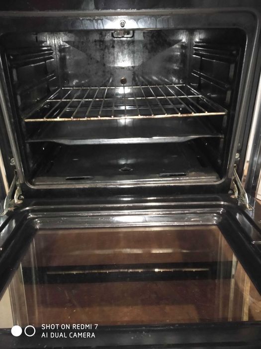 Плита газовая Indesit 60х60,нержавеющая сталь.