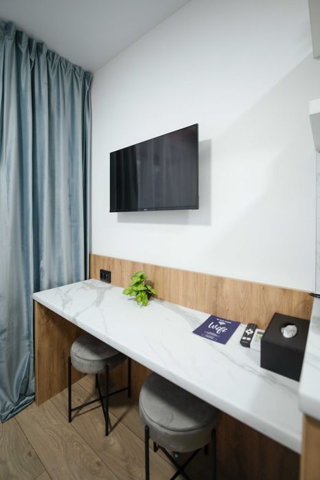 #1612 Квартира подобово. вул. Лаврська 4. парк Вічної Слави.