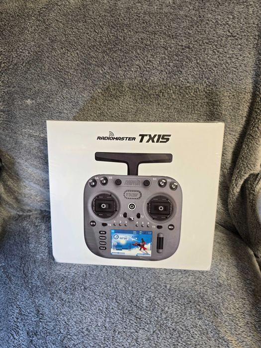 Radiomaster TX15 ERLS M2 FCC EDGE TX Новый Серого цвета + Кейс