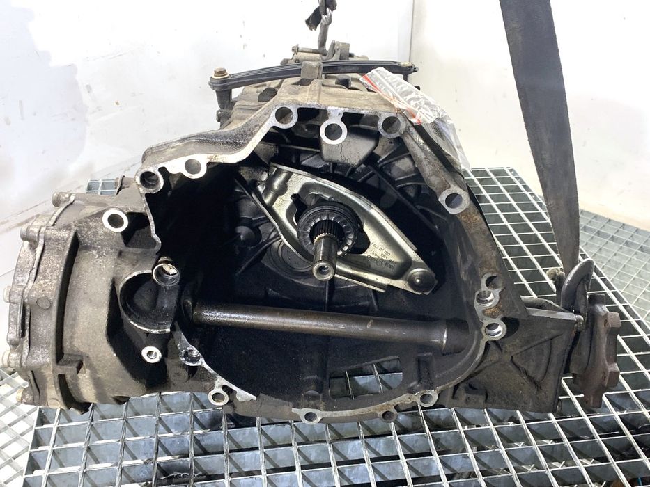 SKRZYNIA BIEGÓW AUDI A4 B8 LLV 1.8 160KM 07-15