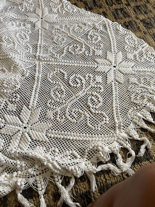 Colcha renda de algodão antiga feita à mão