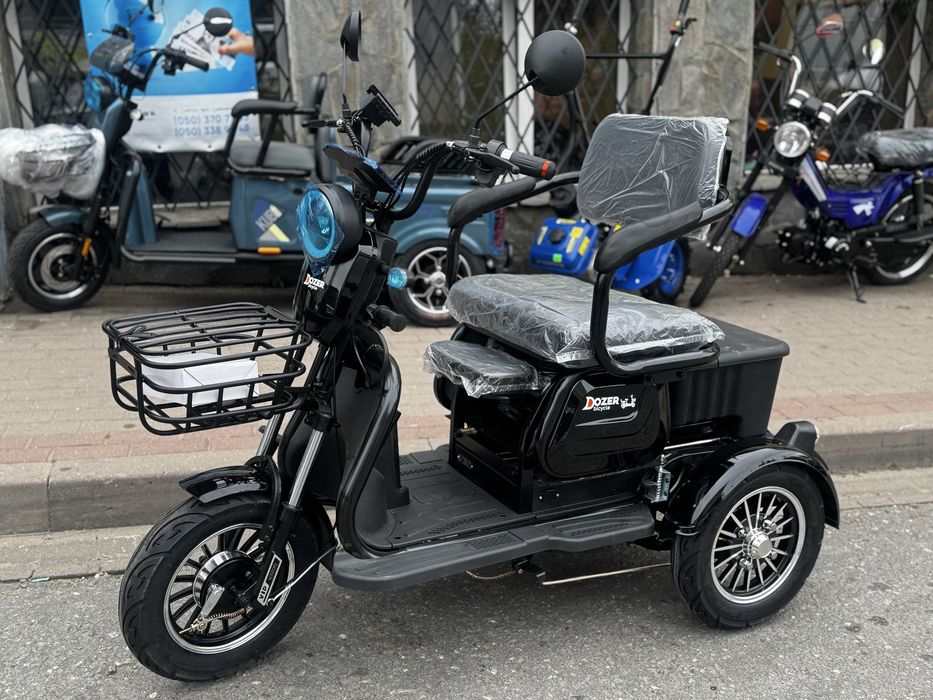 Електротрицикл DOZER Model 4E
