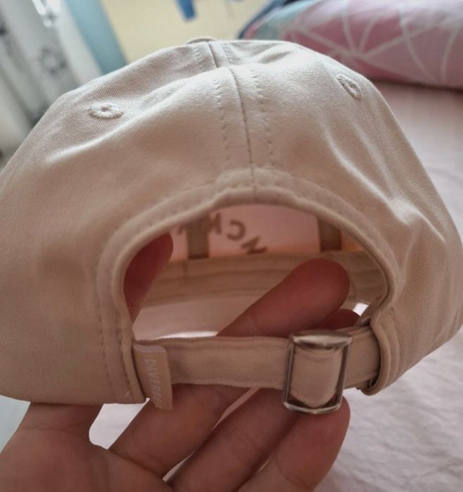 Czapka z daszkiem