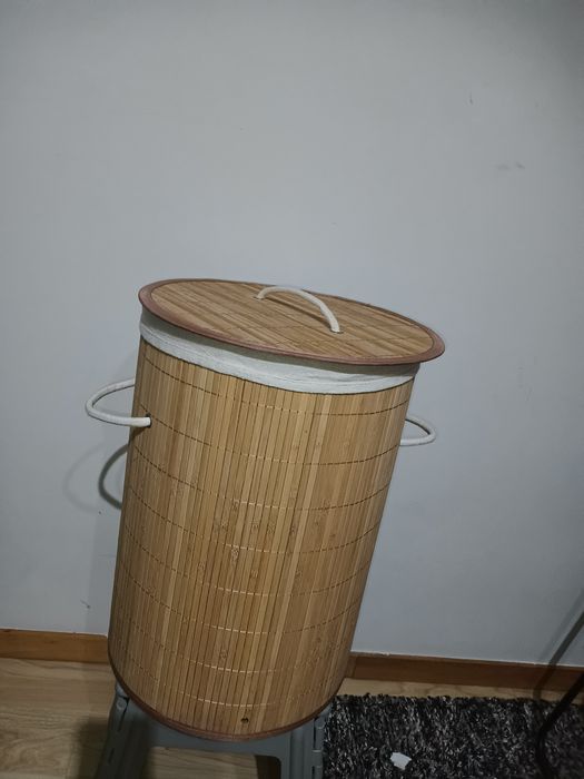 Vendo cesto de roupa