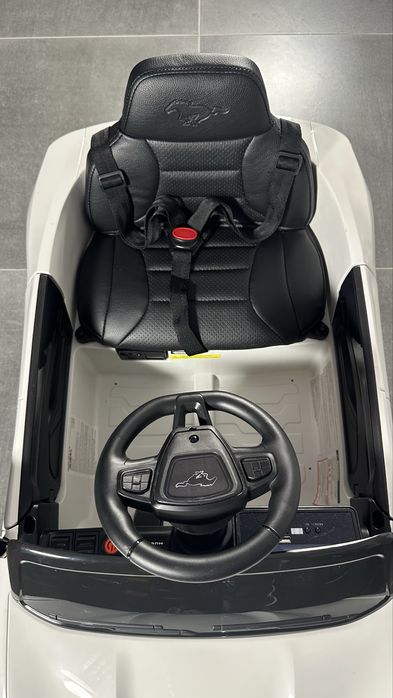 Дитячий електромобіль Ford Mustang Mach-E 24V електромобіль на акумі