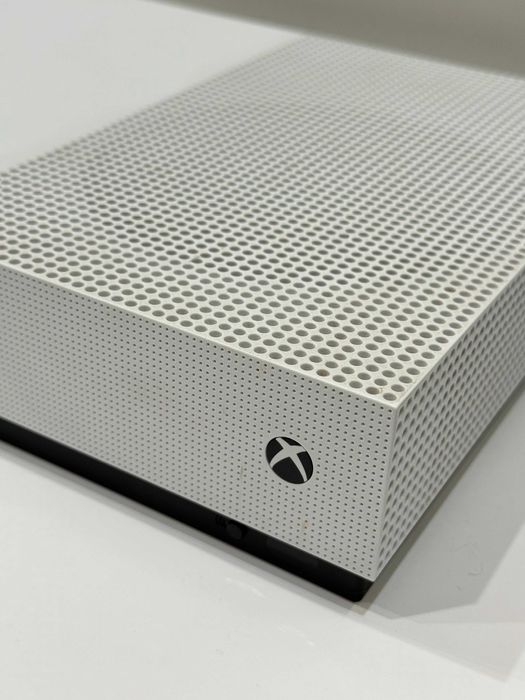 Xbox One S All-Digital Edition 1TB