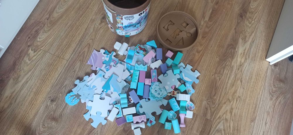 Drewniane klocki trefl zamek lodowy pastelowe