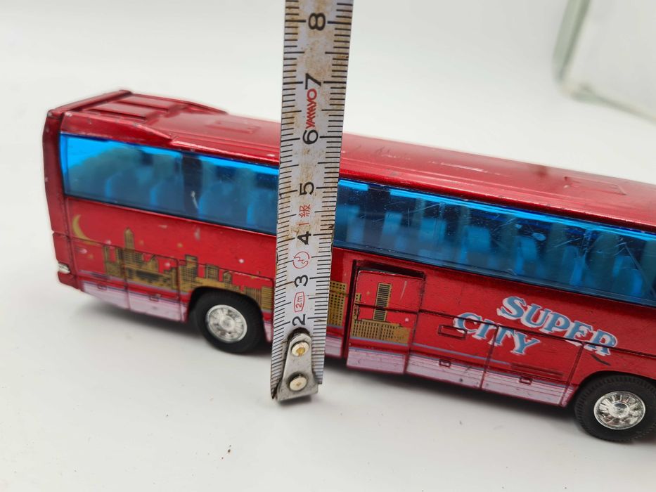 Autobus mercedes zabawka model welly