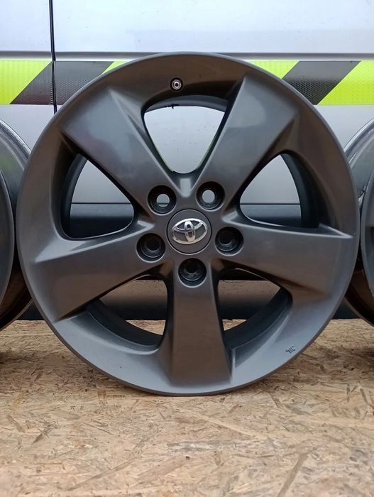 Felgi Aluminiowe TOYOTA 5x114.3 R17 et50 Auris Camry C-hr Corolla