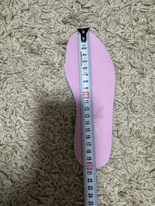 Кросівки Puma Carina 2.0 розмір 32 для дівчинки