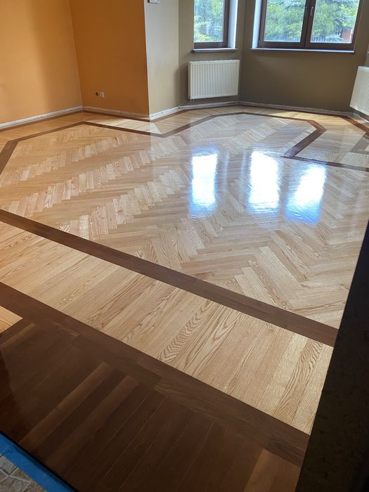 Cyklinowanie bezpyłowe  podłóg i schodów.