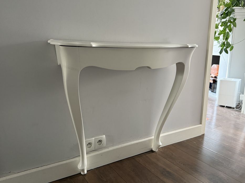 Biała konsola stolik przyścienny prowansalski vintage ludwikowski