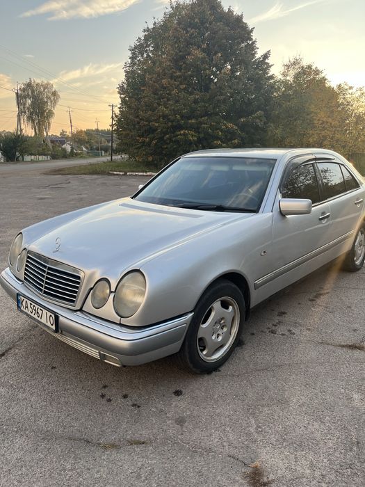 Mersedes-Benz w210