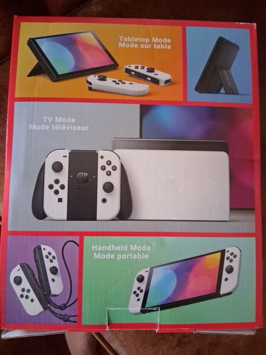 Nintendo Switch OLED branca, usada apenas 1 vez. Estado impecável, sem marcas de uso. Completa com caixa e acessórios originais.