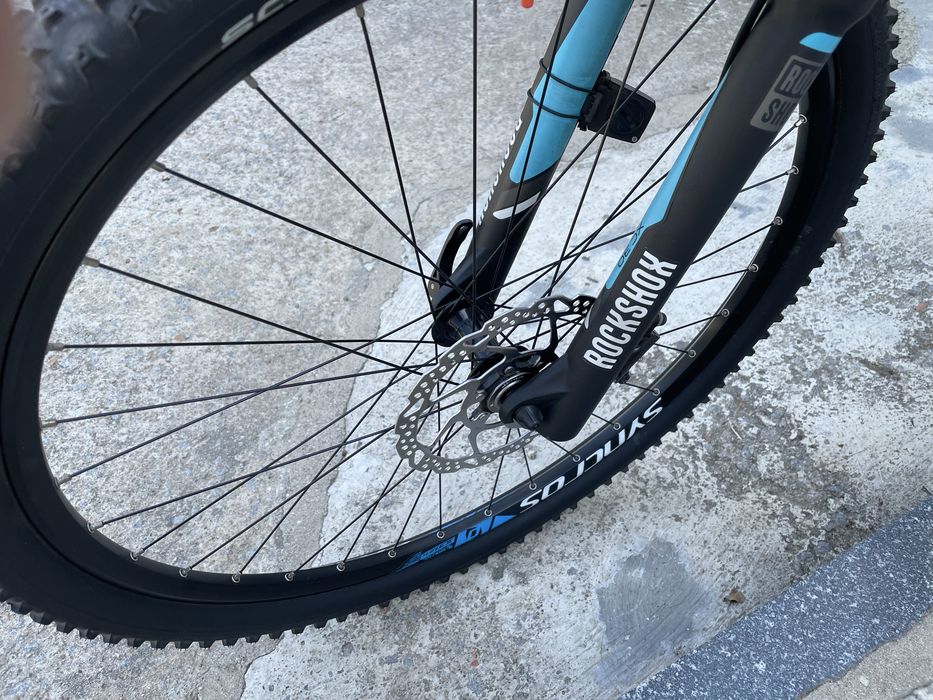 Bicicleta scott scale 760