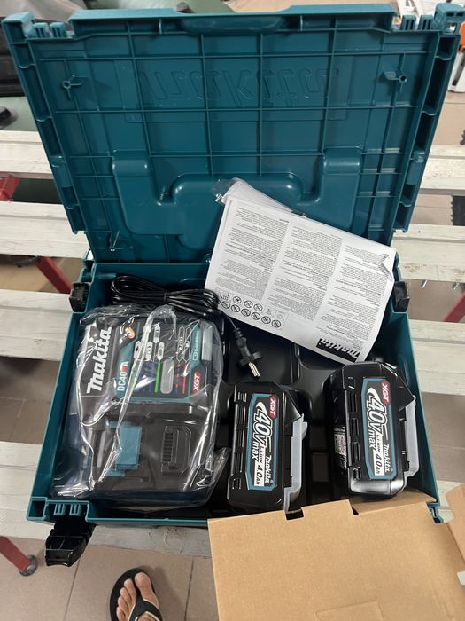 Наборы Аккумулятор Makita BL4040 XGT 40V