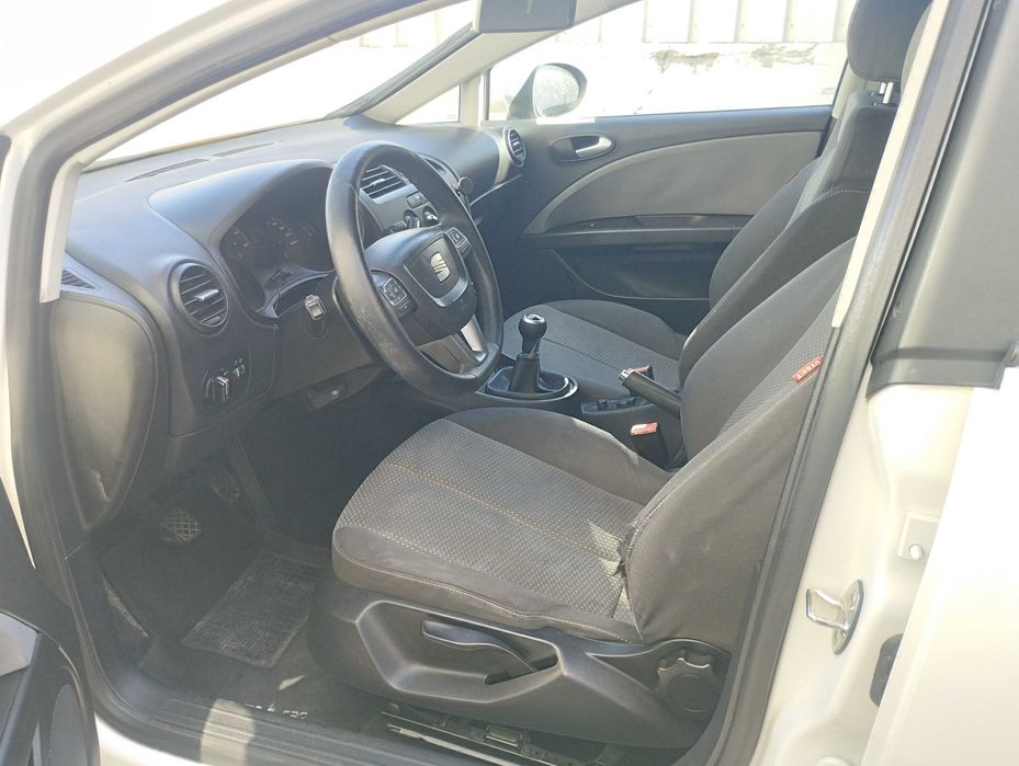SEAT Leon — fotografia 6