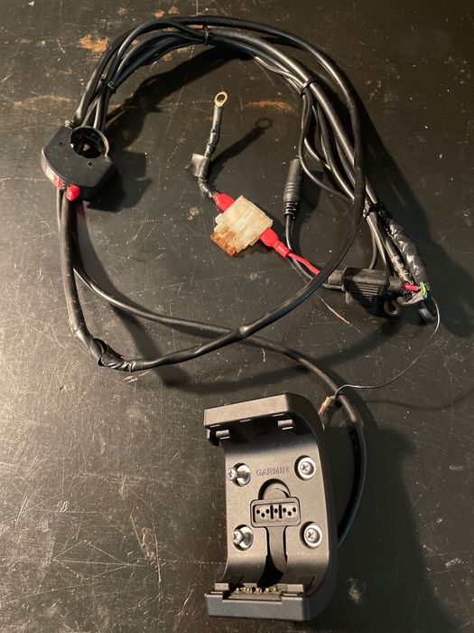 Suporte Garmin Montana 600