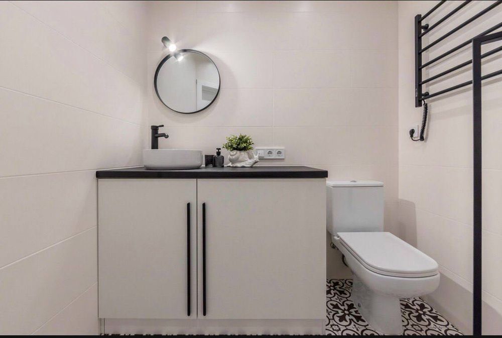 Дизайнерська  ЖК ! 044" , Кирилівська 37А. .метро Поштова Площа