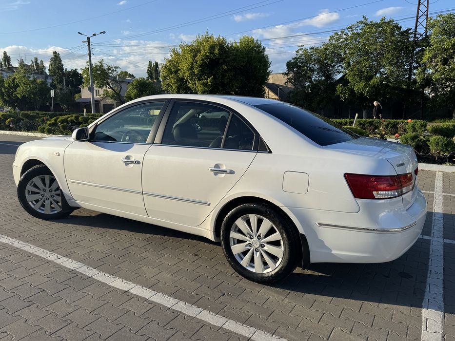 Hyundai sonata nf 2008 авто в гарному  робочому стані. Нещодавно було проведно  ТО