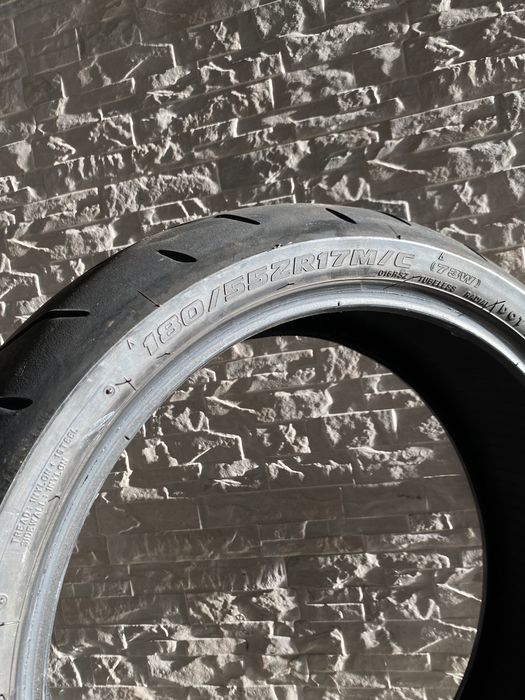 Pneu Mota Bridgestone 180/55 17