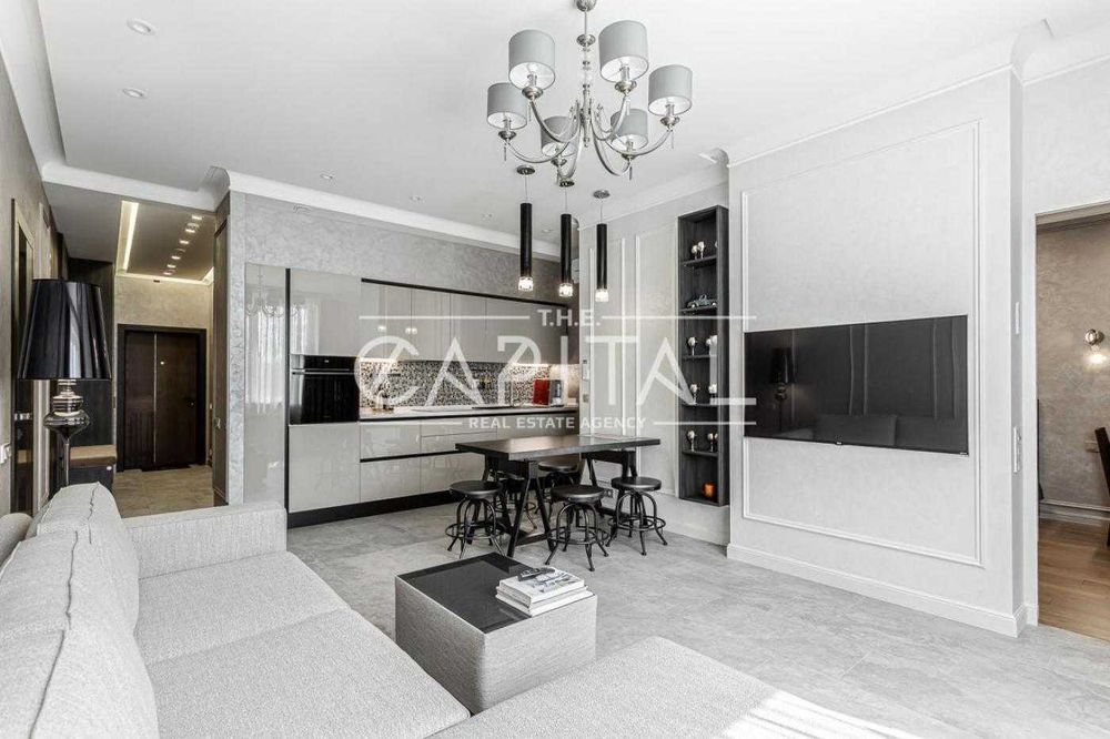 ПРОДАЖ дизайнерської квартири в ЖК ROYAL TOWER, Центр