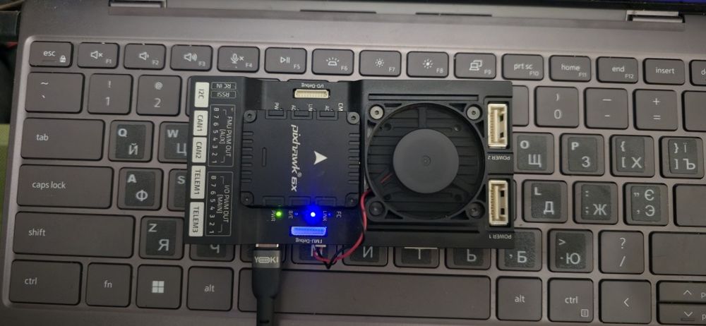 Полётный контроллер pixhawk 6x  + raspberry  pi cm4