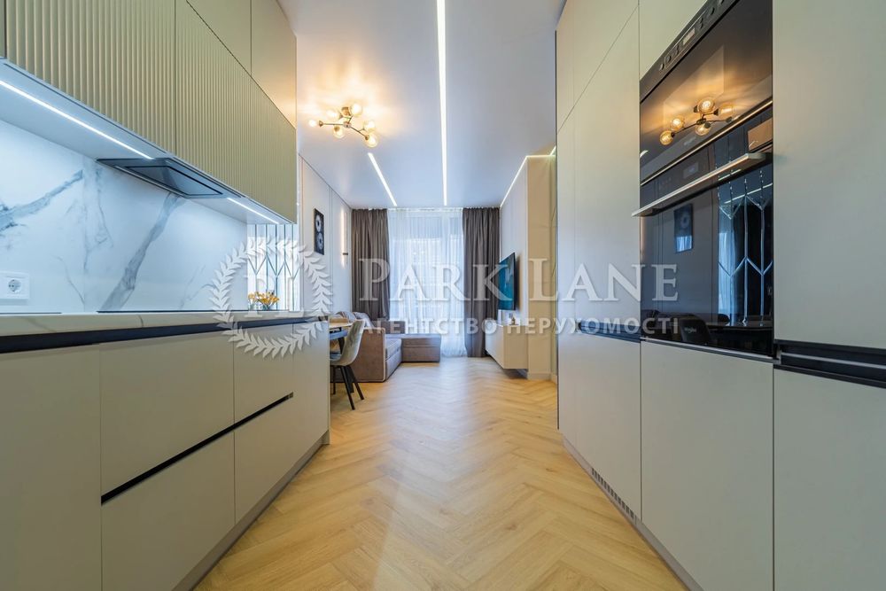Продаж квартири (49м2) з новим, авторським ремонтом  в ЖК Креатор Сіті, Дегтярівська 17