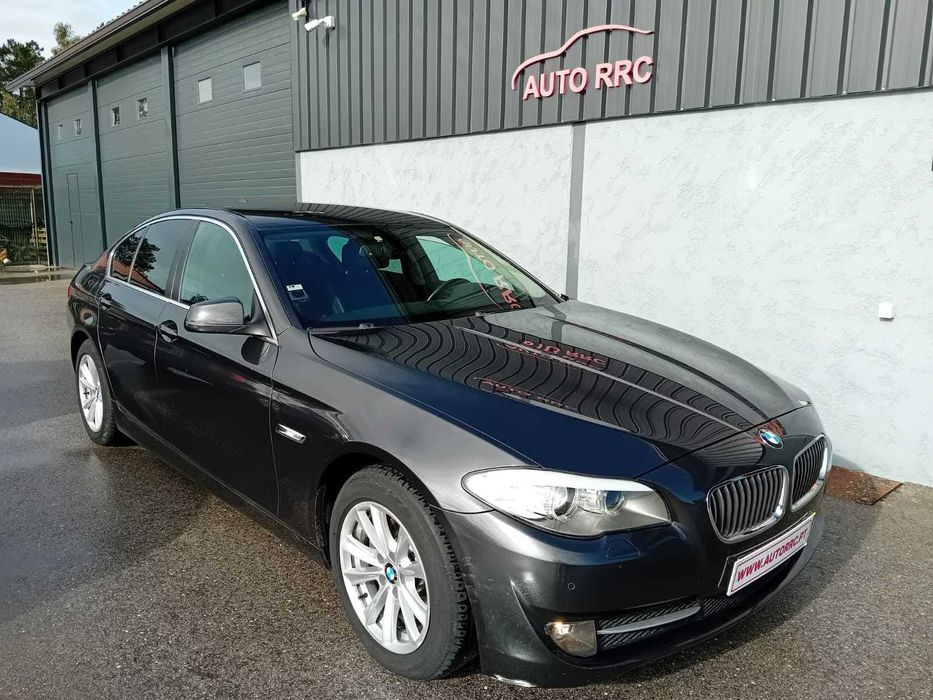BMW 520 D c/auto - Nacional ( pequeno sinistro )