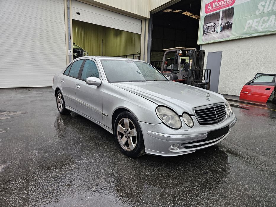 Mercedes-Benz E 320 CDi Avantgarde W211 de 2004 para peças