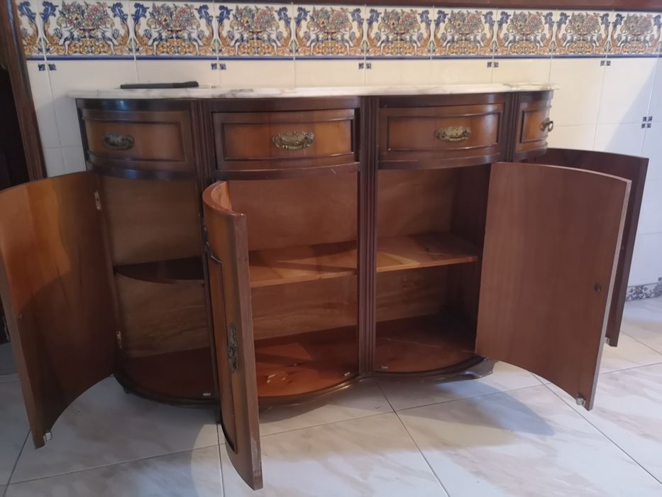 Móvel entrada com tampo em mármore