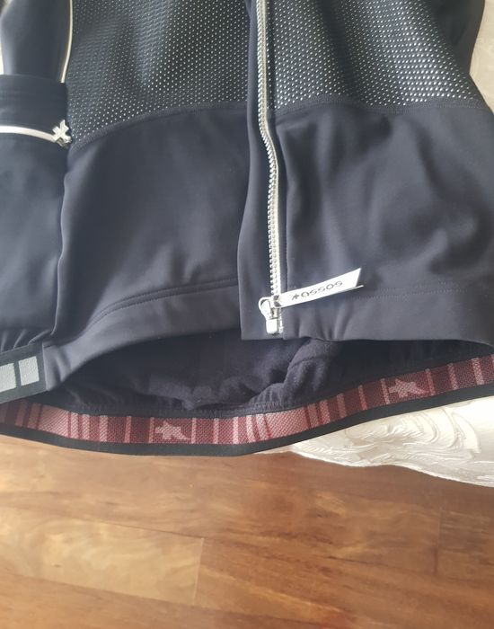 Blusão de bicicleta da marca  ASSOS(novo)