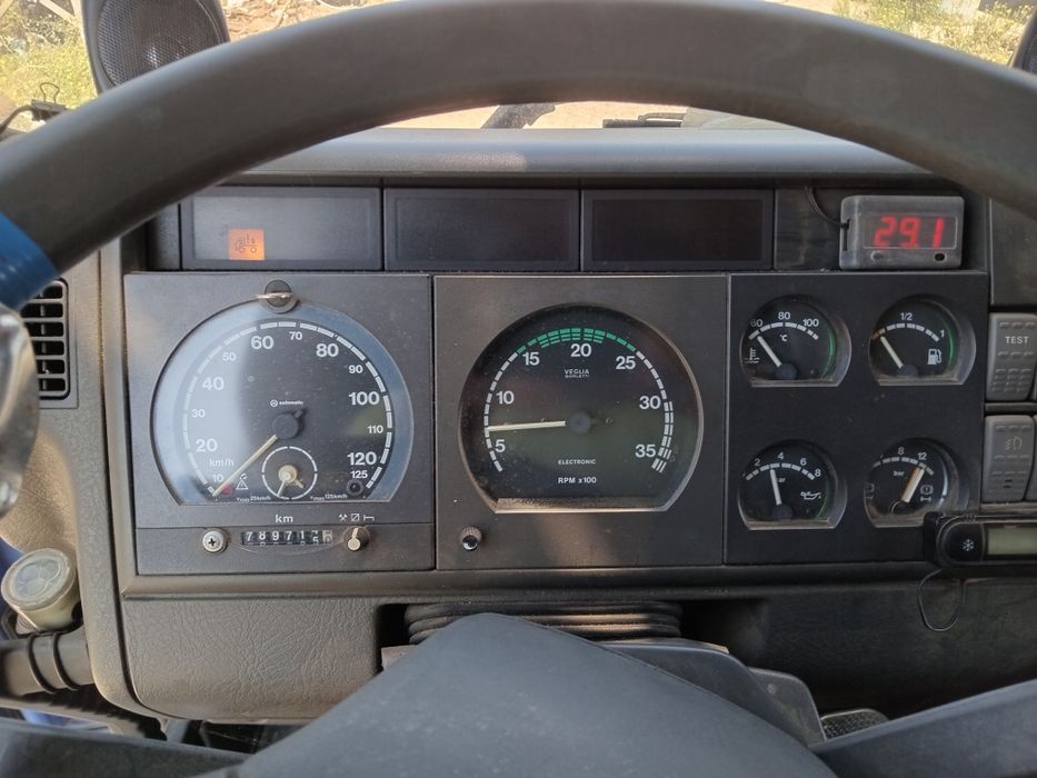 Продам грузовик IVECO 80E21.