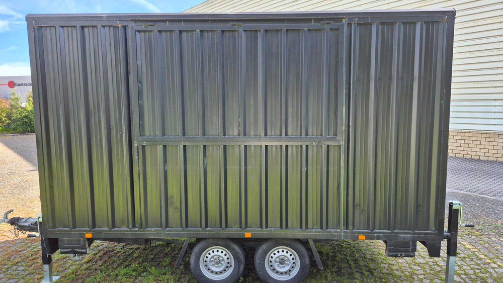 Food truck atrelado, pronto a operar (roulote-restaurante/bar)